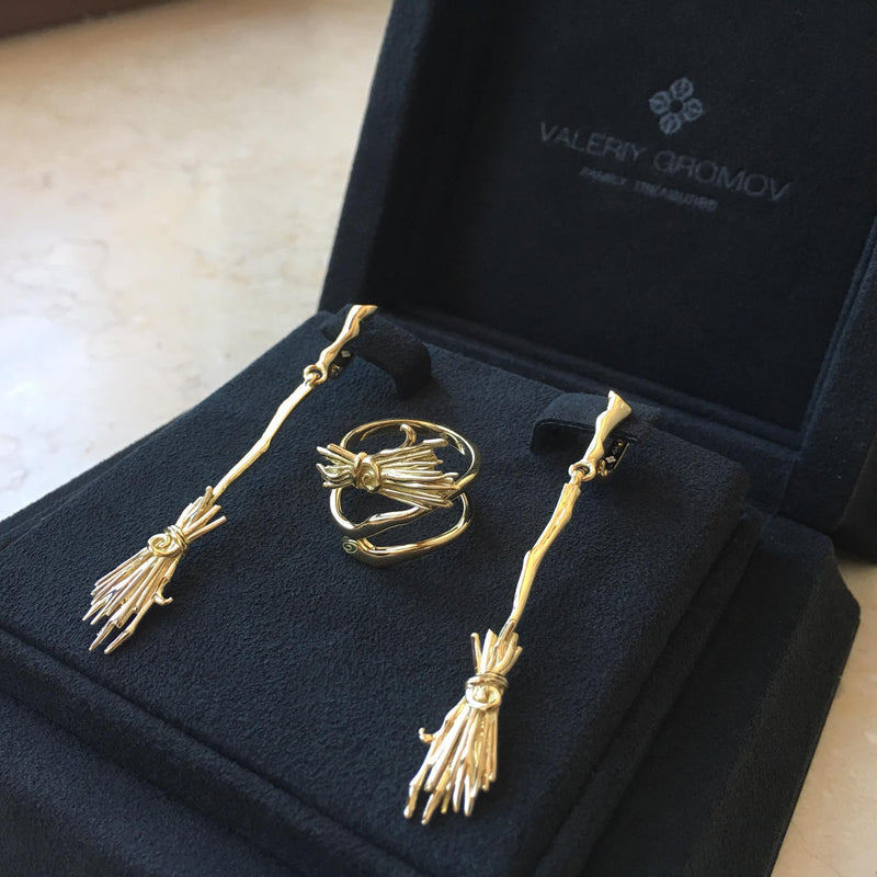 Broom Set in gold: broom ring, pendant necklace and drop earrings | GROMOV Jewelry