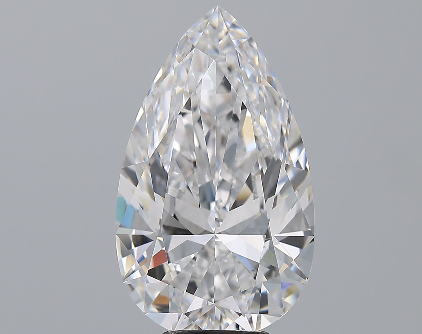 7.01 ct PEAR FLAWLESS DIAMOND RING