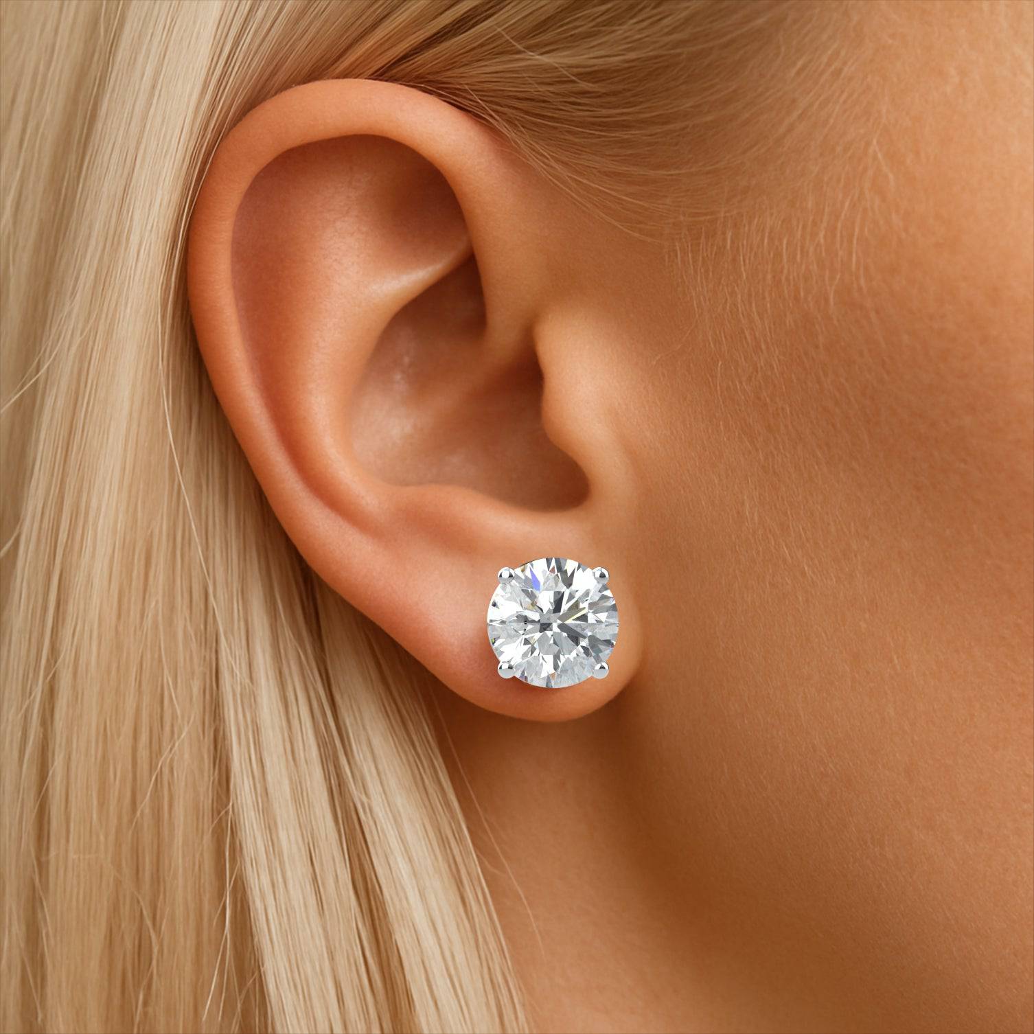 Natural round single diamond stud earring in 18K palladium white gold - 3 carat