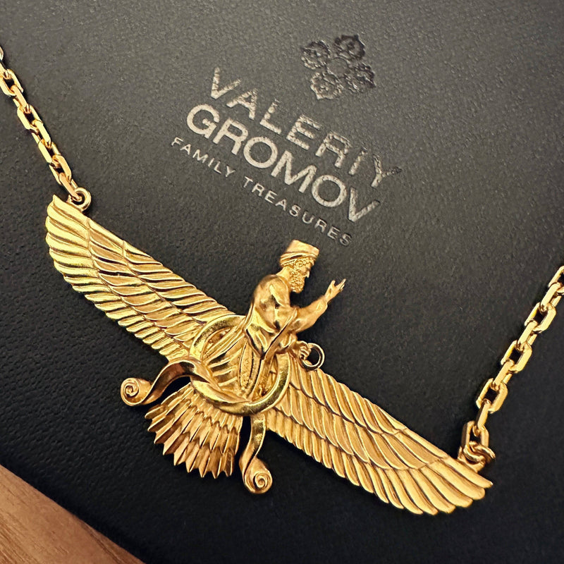 Faravahar Gold 18k Pendant | GROMOV Jewelry