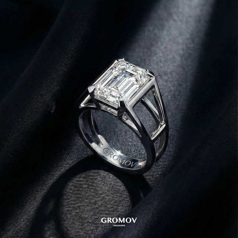 Frame Diamond Ring - Platinum | GROMOV Jewelry